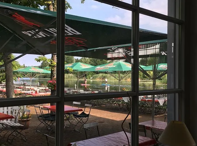 نوي-هيلغولاند 2* برلين