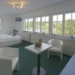 Neu-helgoland Hotell 2*